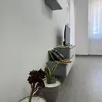 Rei 公寓 *